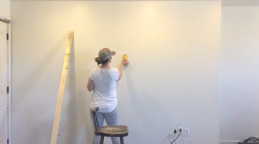 There are so many great ways to decorate walls. I love this Handmade floor to ceiling board and batten! It is the well fitted way to update your home.