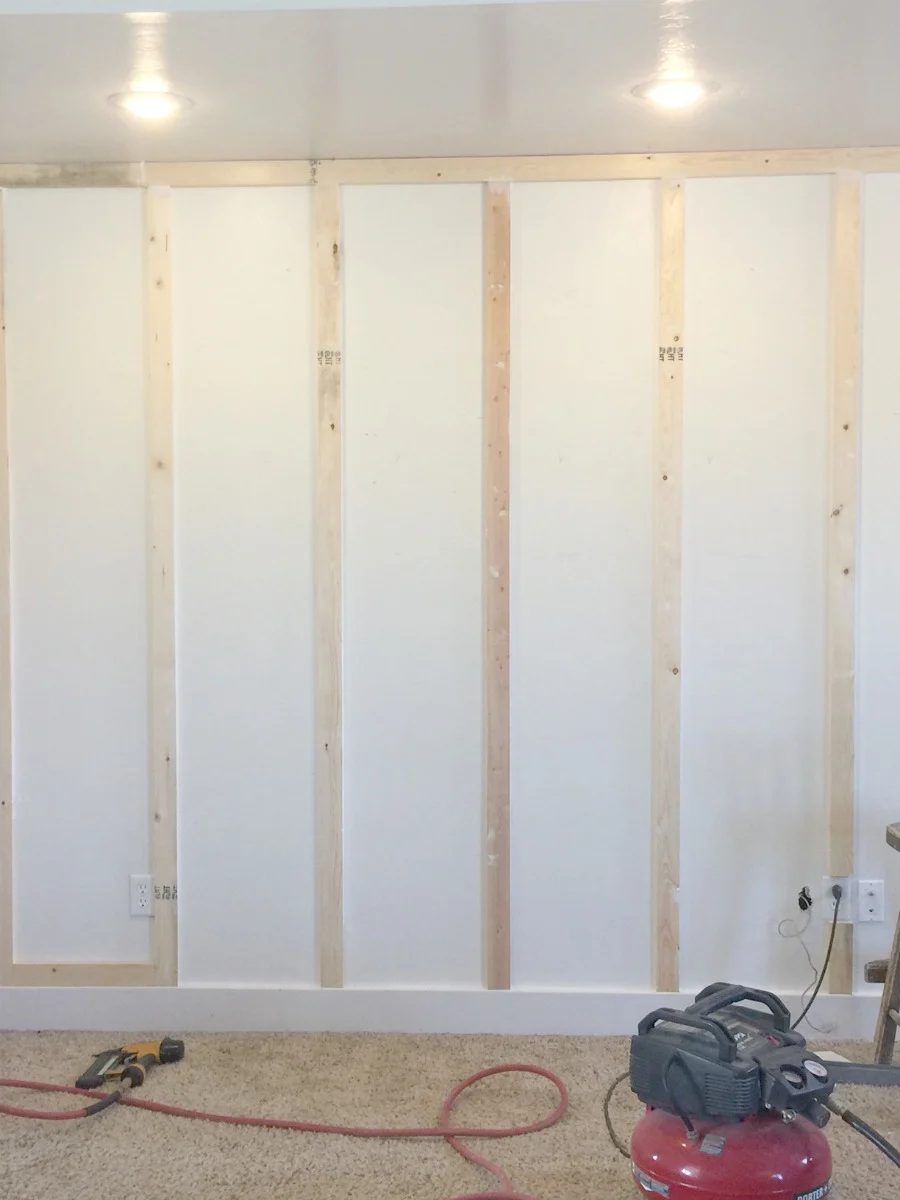 There are so many great ways to decorate walls. I love this Handmade floor to ceiling board and batten! It is the well fitted way to update your home.