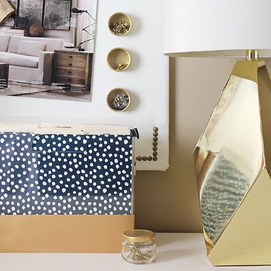 Stylized file box -550Square