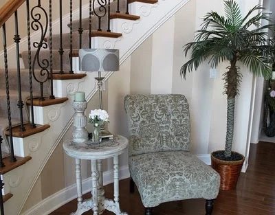 Handmade – Hand Painted Stripes On the Wall