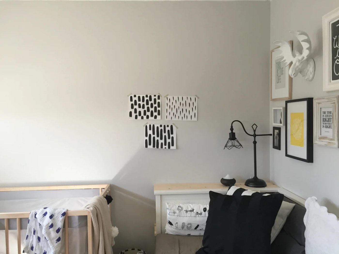 straightforward Hand Painted Accent Wall by The Learner Observer for Bekob - Looks like wallpaper and only takes a couple of hours to complete!