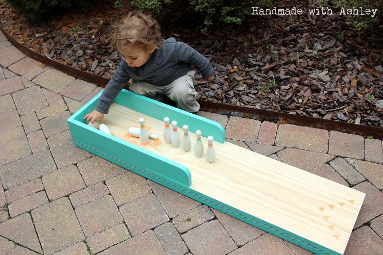 2 walkthrough for kid-sized bowling lane out of scrap wood, Handmade by Ashley featured on @Bekob