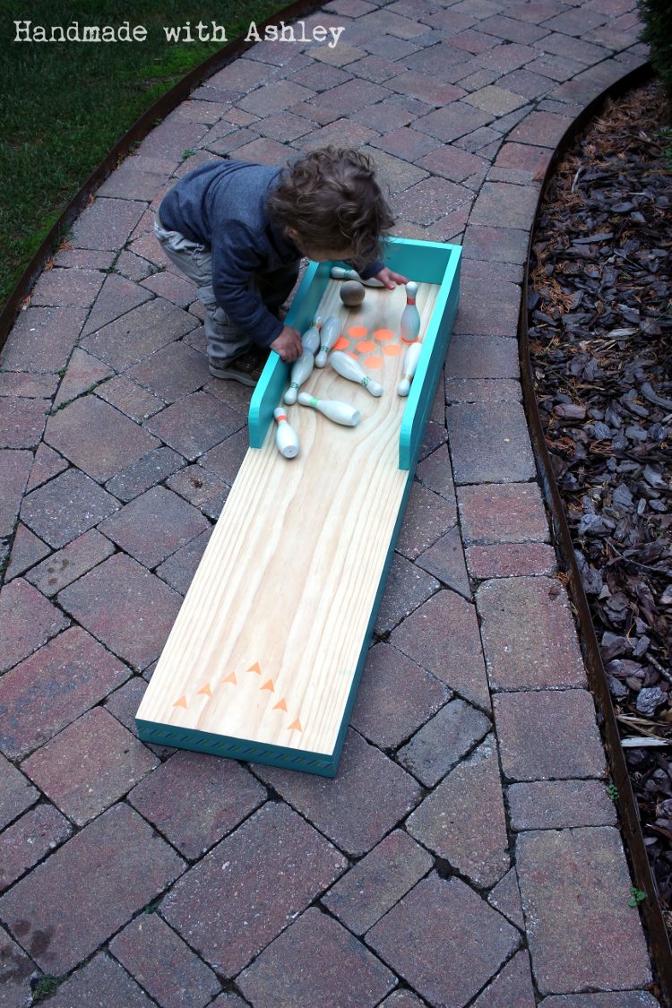 16 walkthrough for bowling lane yard game, Handmade by Ashley featured on @Bekob