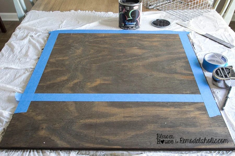 How to paint a chalkboard for a wall organizer - Handmade Locker Basket Mail Organizer