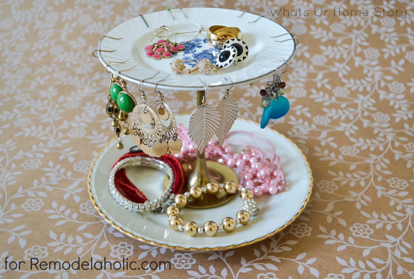 20 straightforward Handmade Jewelry Organizer options