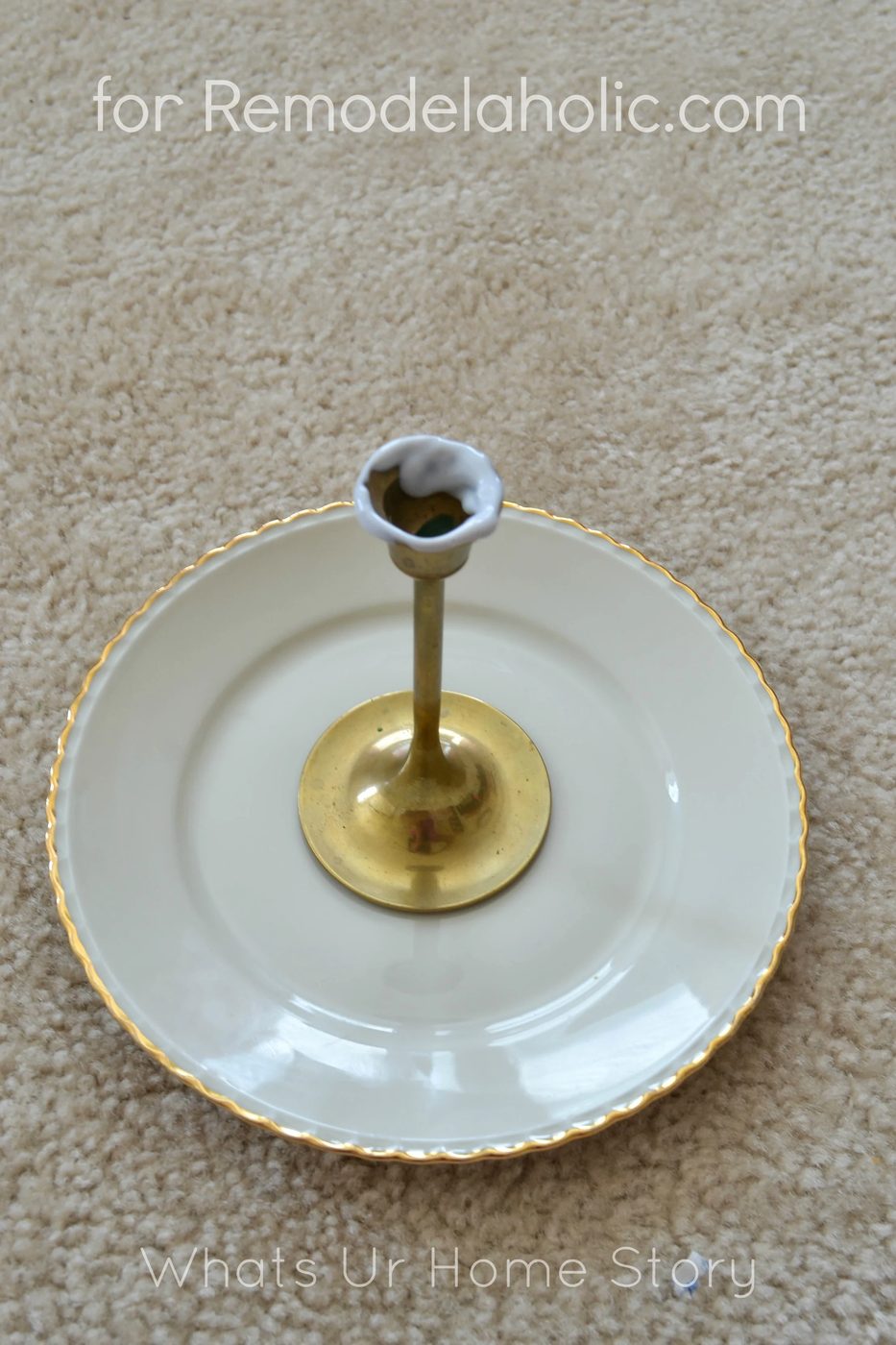 handmade jewelry stand from plates on Bekob.com