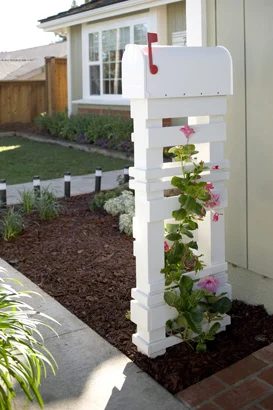 handmade trellis mailbox, Lowe's Creative options