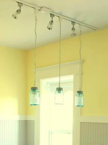 mason jar pendant lights over kitchen island @Bekob