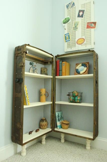 how to turn an antique trunk or suitcase into a bookshelf, featured on Bekob.com