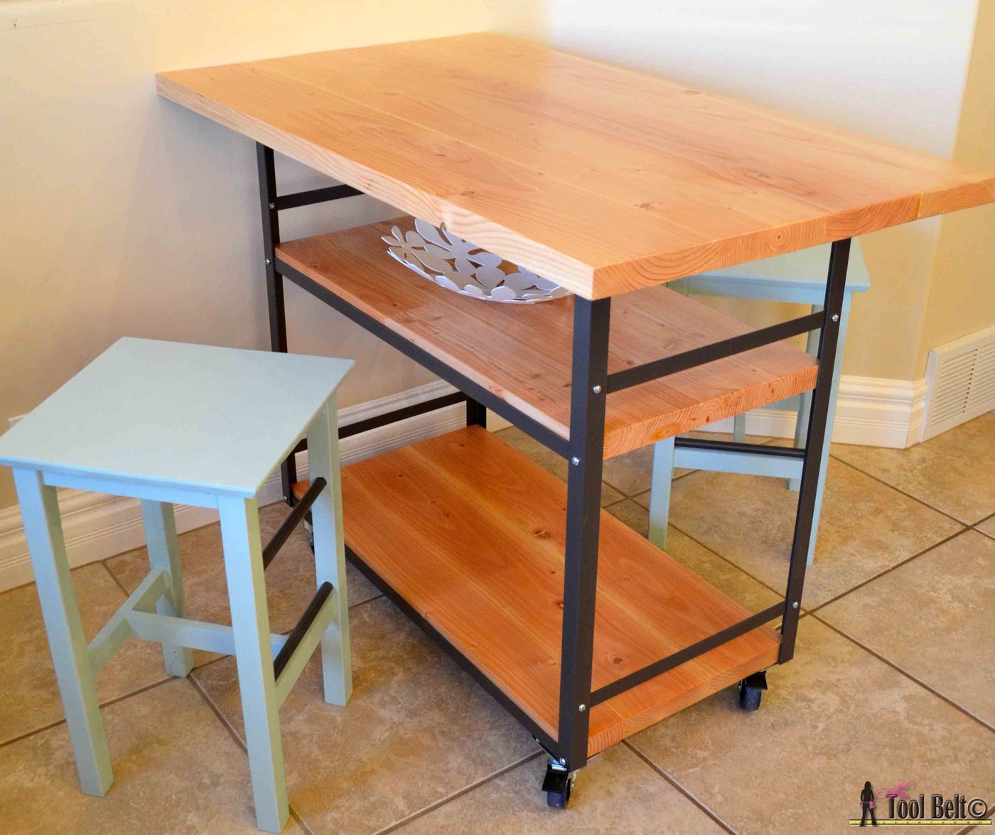 rolling table counter island and stools
