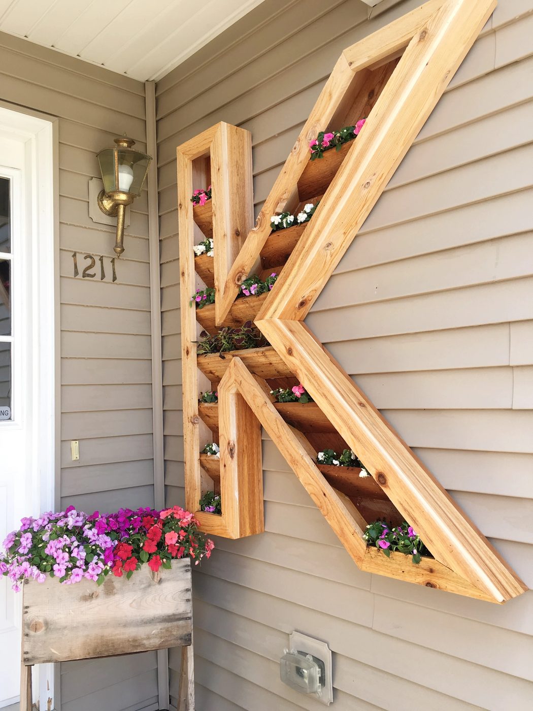 handmade outdoor monogram planter by Ellery Designs on @Bekob