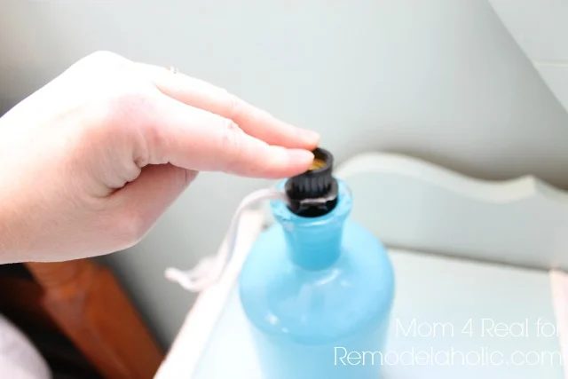 Turn-any-bottle-in-to-a-lamp-or-night-light