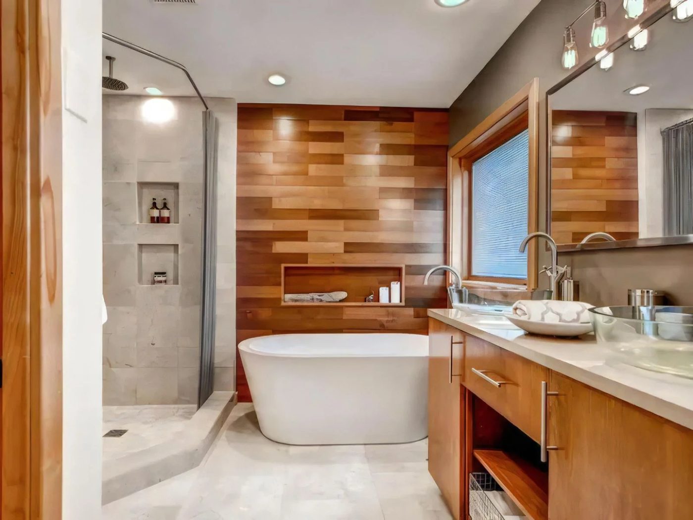 17770 W 58th St Minnetonka MN MLS Size 007 11 Bathroom 640x480 72dpi 084445
