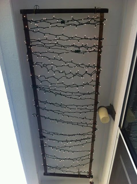 build a frame to hang christmas lights on the porch, Opaque Canvas via @Bekob