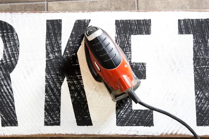 7 Handmade Custom Farmhouse Sign Using Template Printed At Home, By Blesser House Featured On @Bekob