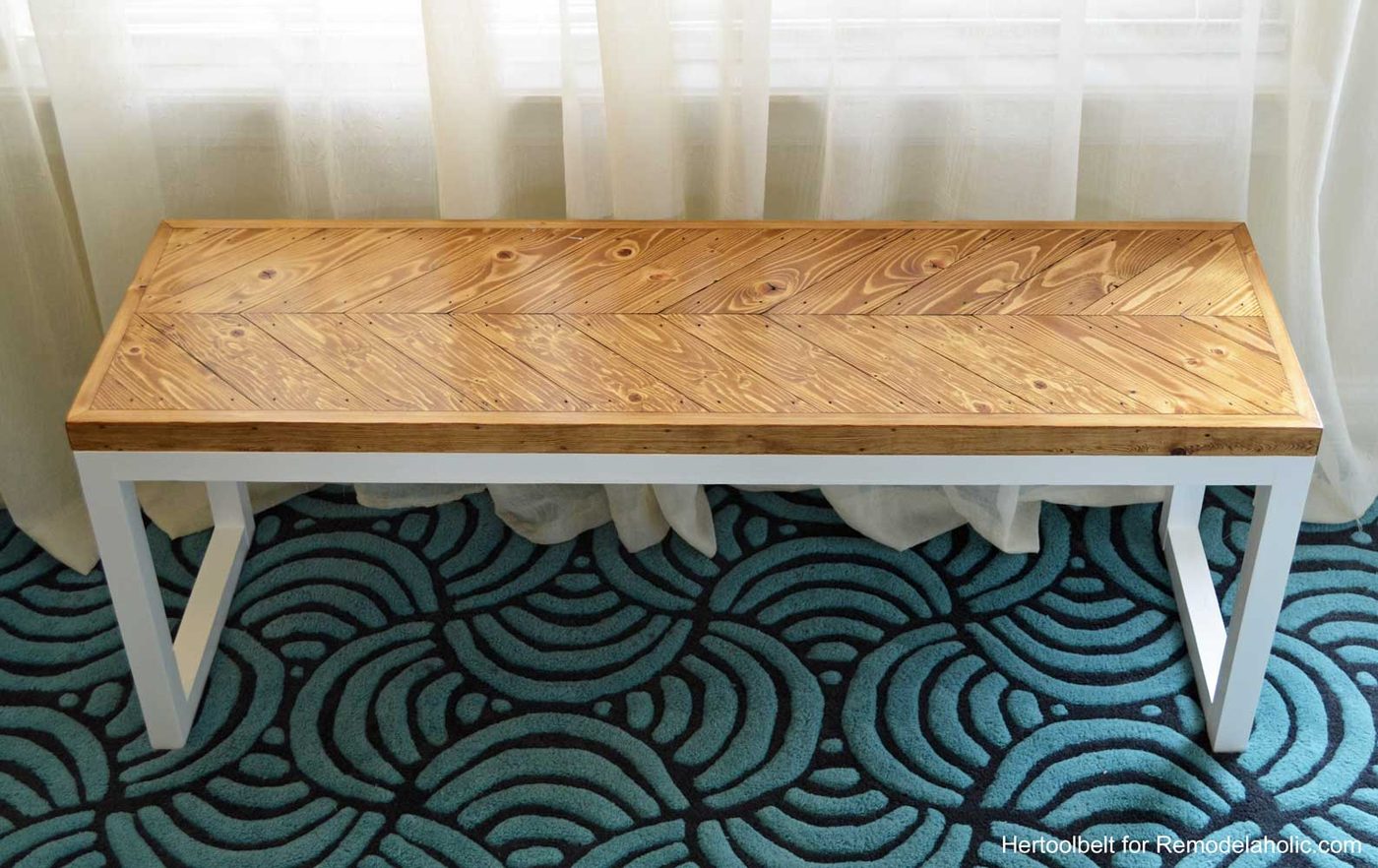 Handmade Chevron Bench Hertoolbelt Front View