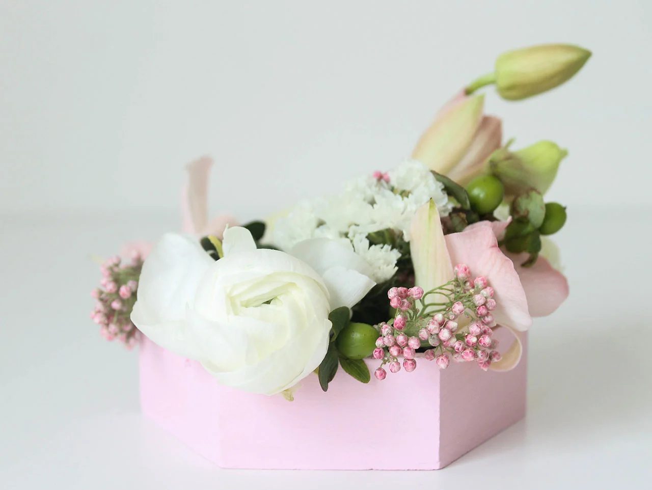 Diy Hexagon Wedding Table Centerpiece With Flowers, Oriental Trading