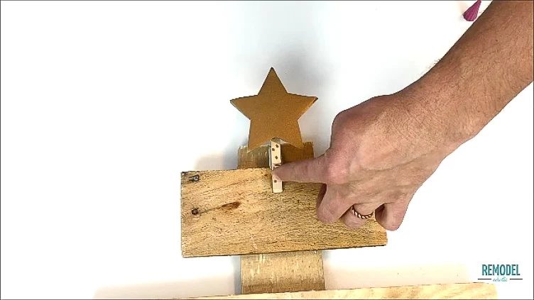 Pallet Wood Christmas Advent Calendar (6)