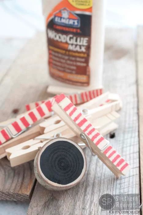 Handmade Pallet Wood Christmas Tree Photo & Card Holder