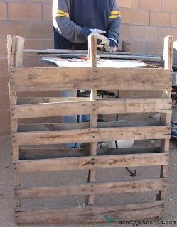 building a pallet wall on Bekob