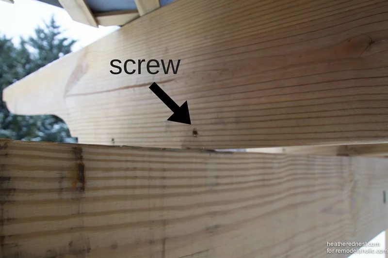 How to secure pergola joists without a bracket only screws | Handmade deck pergola walkthrough www.heatherednest.com for Bekob.com