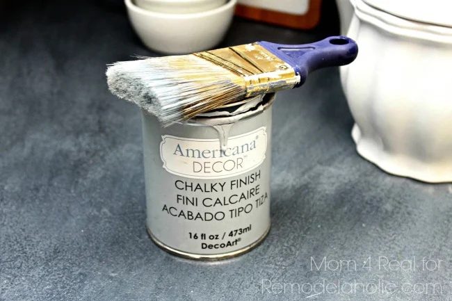 Grey paint