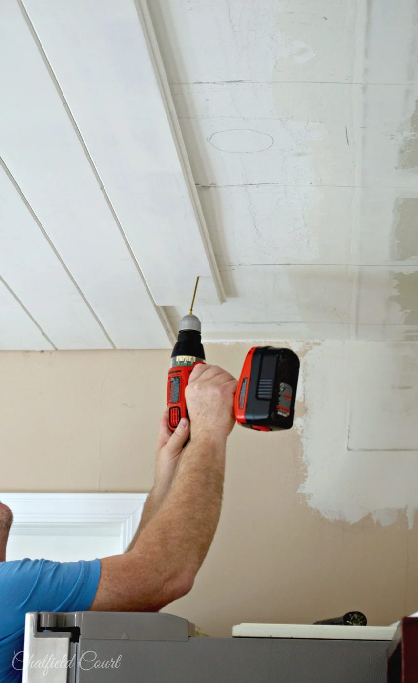 Plank board ceiling Handmade, how to hide the screws, by Chatfield Court featured on @Bekob