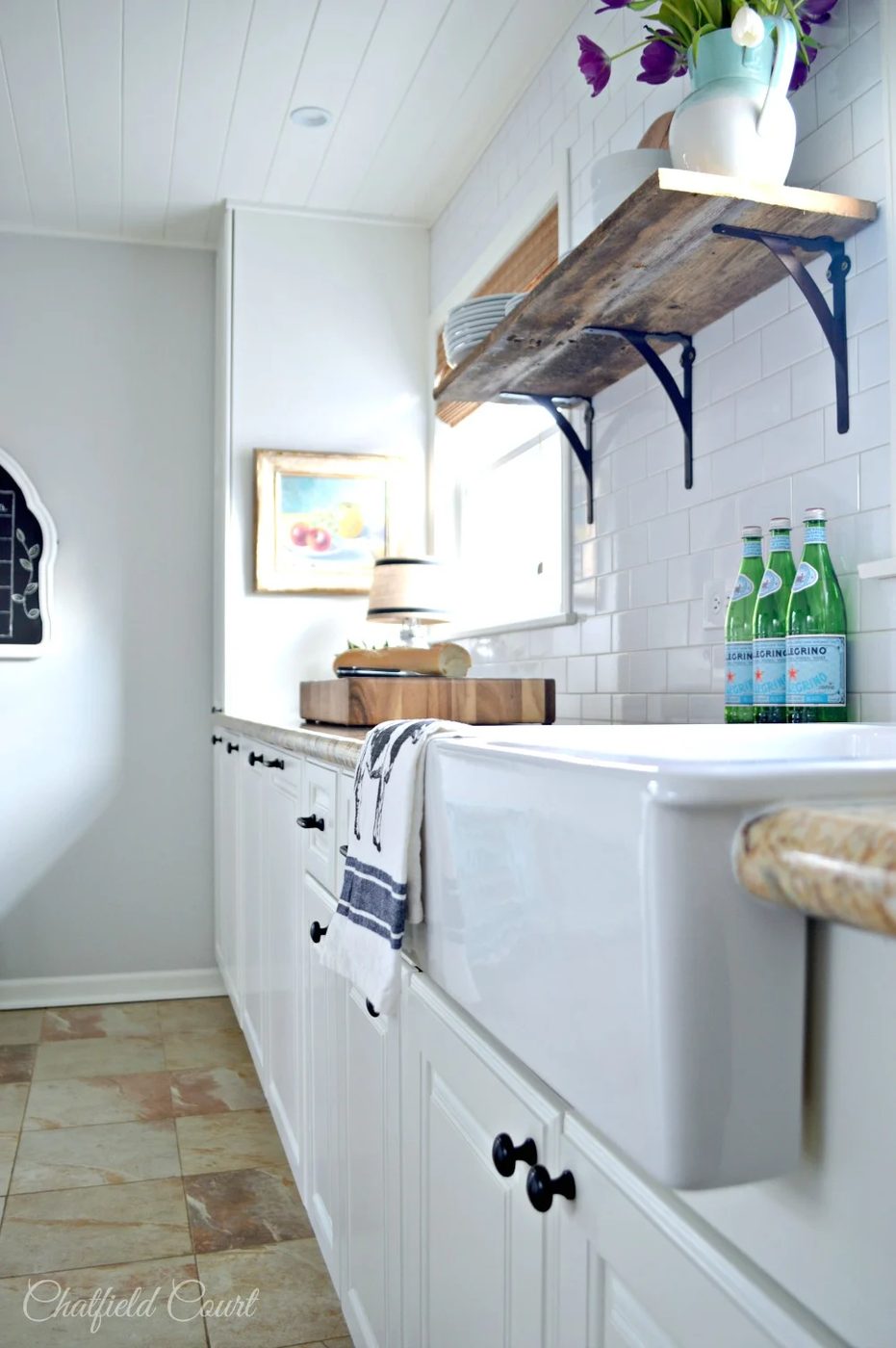 Transform your kitchen with this walkthrough for a plank ceiling, by Chatfield Court featured on @Bekob