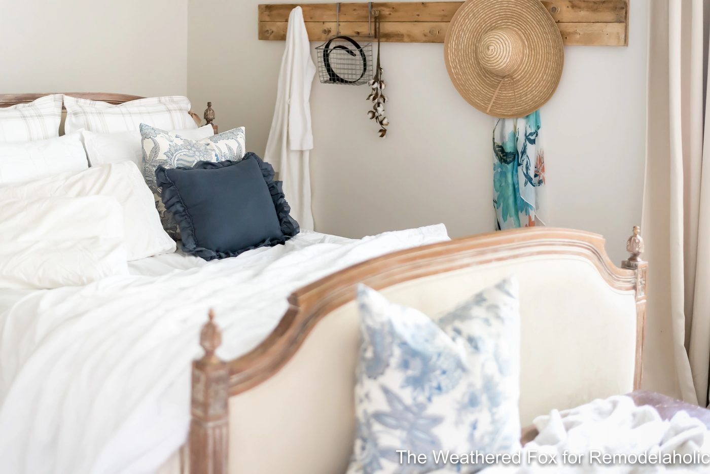 The Weathered Fox Farmhouse Wall Rack. Rustic wall organizer for $10-2