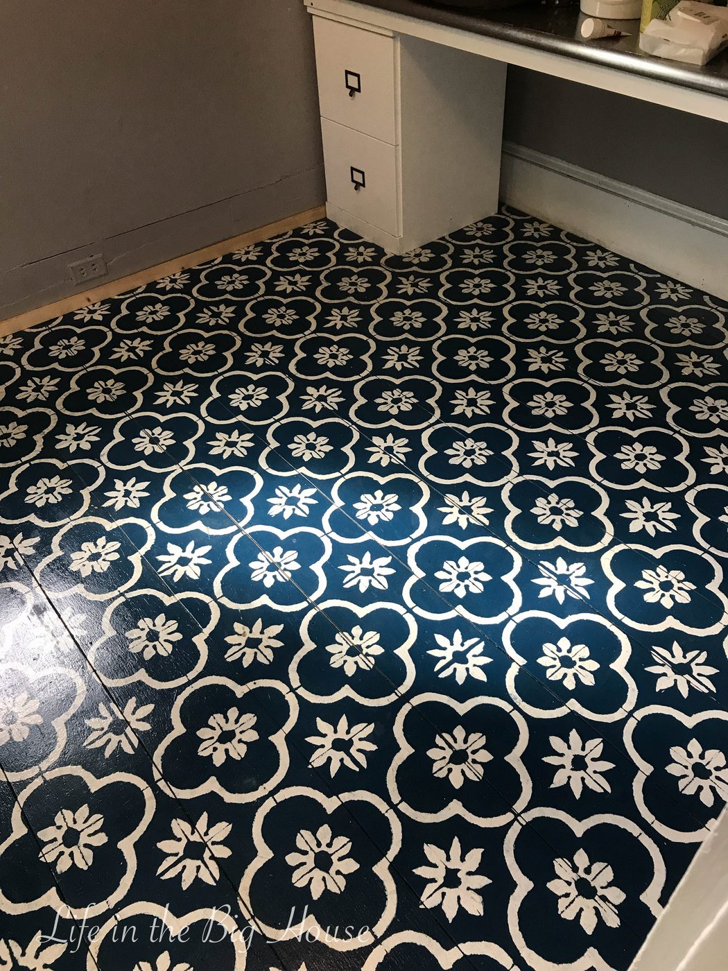 Painted Stenciled Plywood Flooring, Brooke Life In The Big House Clean Floors