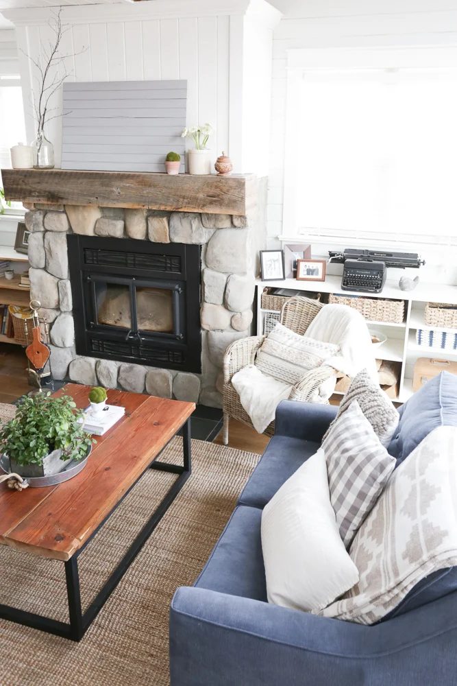 Feature Handmade Reclaimed Wood Coffee Table 20 This Mamas Dance