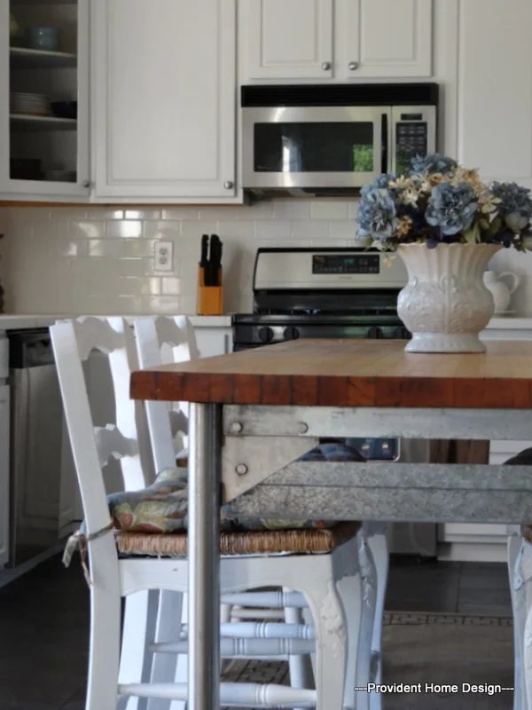 Tamara Provident Home Design painted kitchen cabinets using Rustoleum Transformations kit