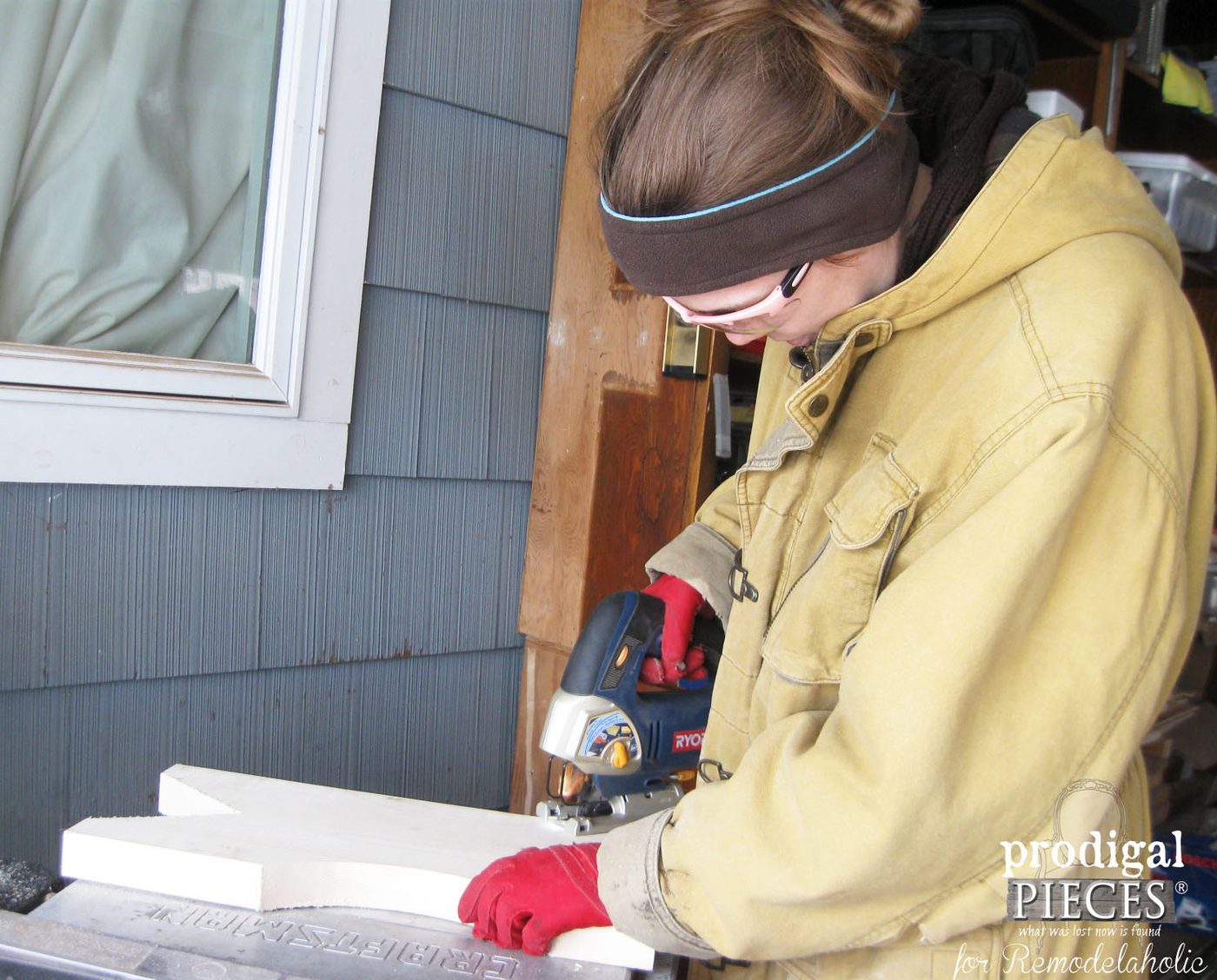 Handmade Farmhouse Bench walkthrough by Prodigal Pieces for Bekob
