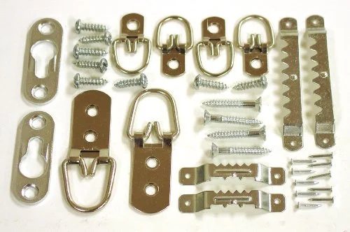 picture hanging kit