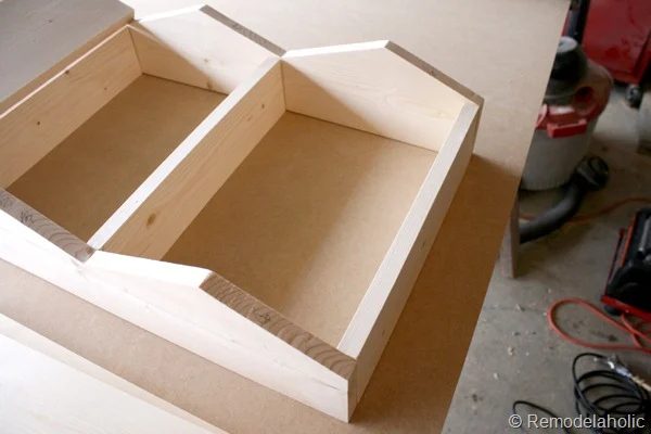 11b Rustic Wood Wall Storage Bins walkthrough Bekob