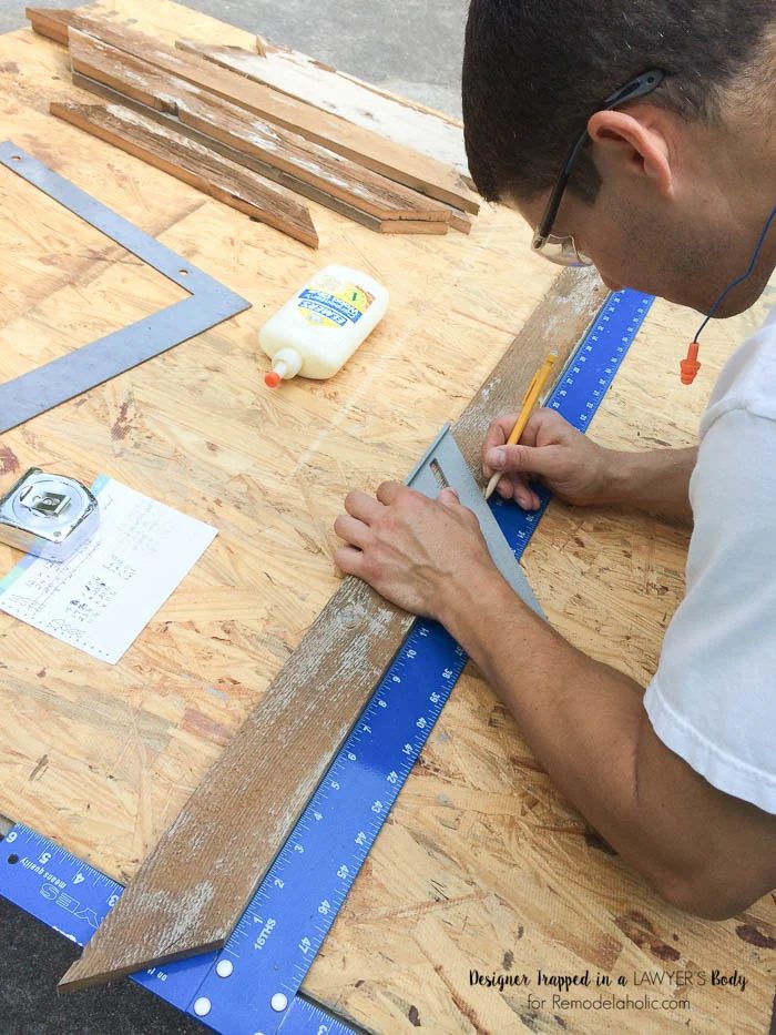 LOVE these direct and strong Handmade rustic wood art frames! Full walkthrough by Designer Trapped in a Lawyer's Body for Bekob.com.