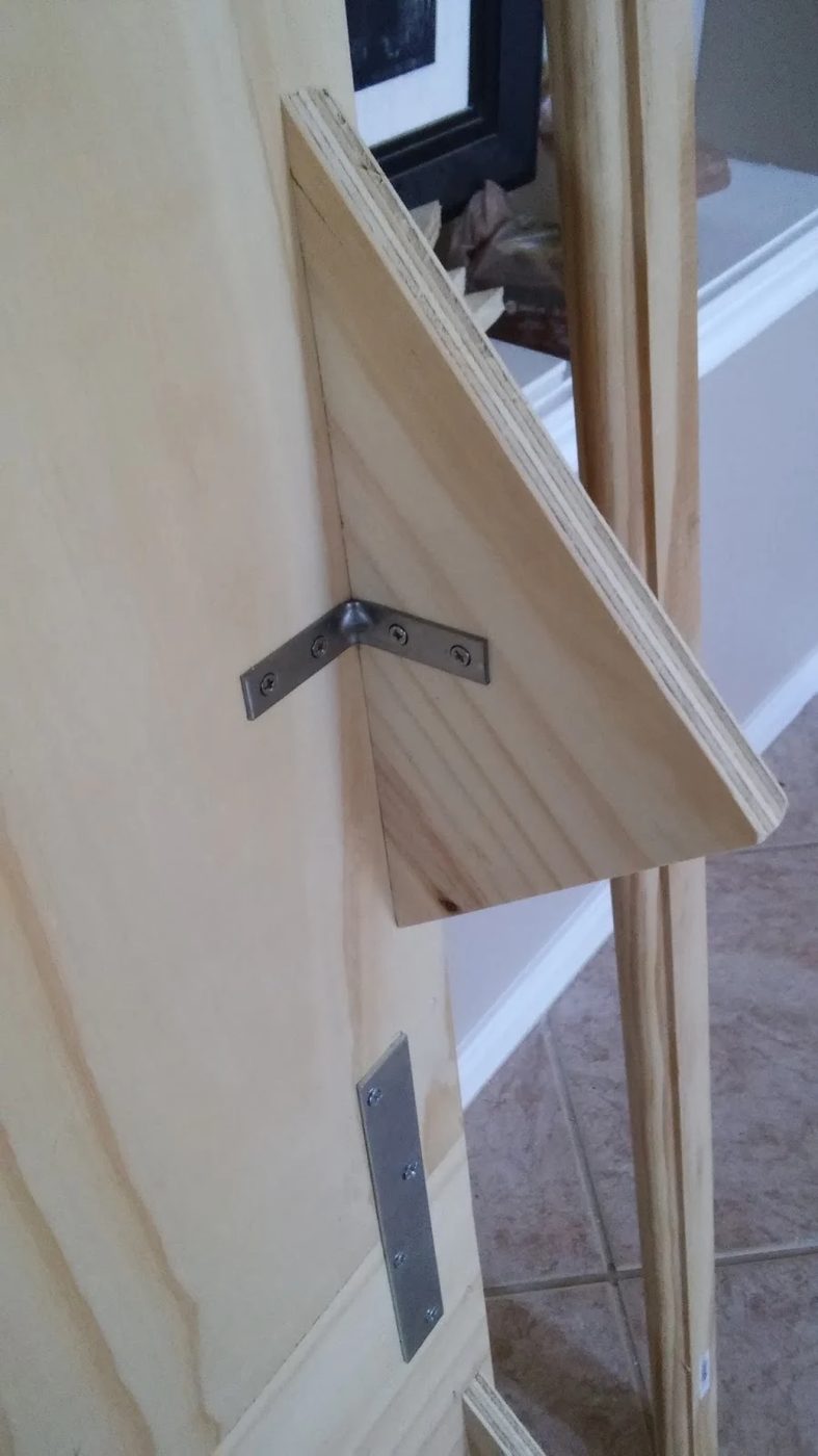 How to support a Handmade kids stair slide installed over existing stairs by Decor Allure featured on @Bekob