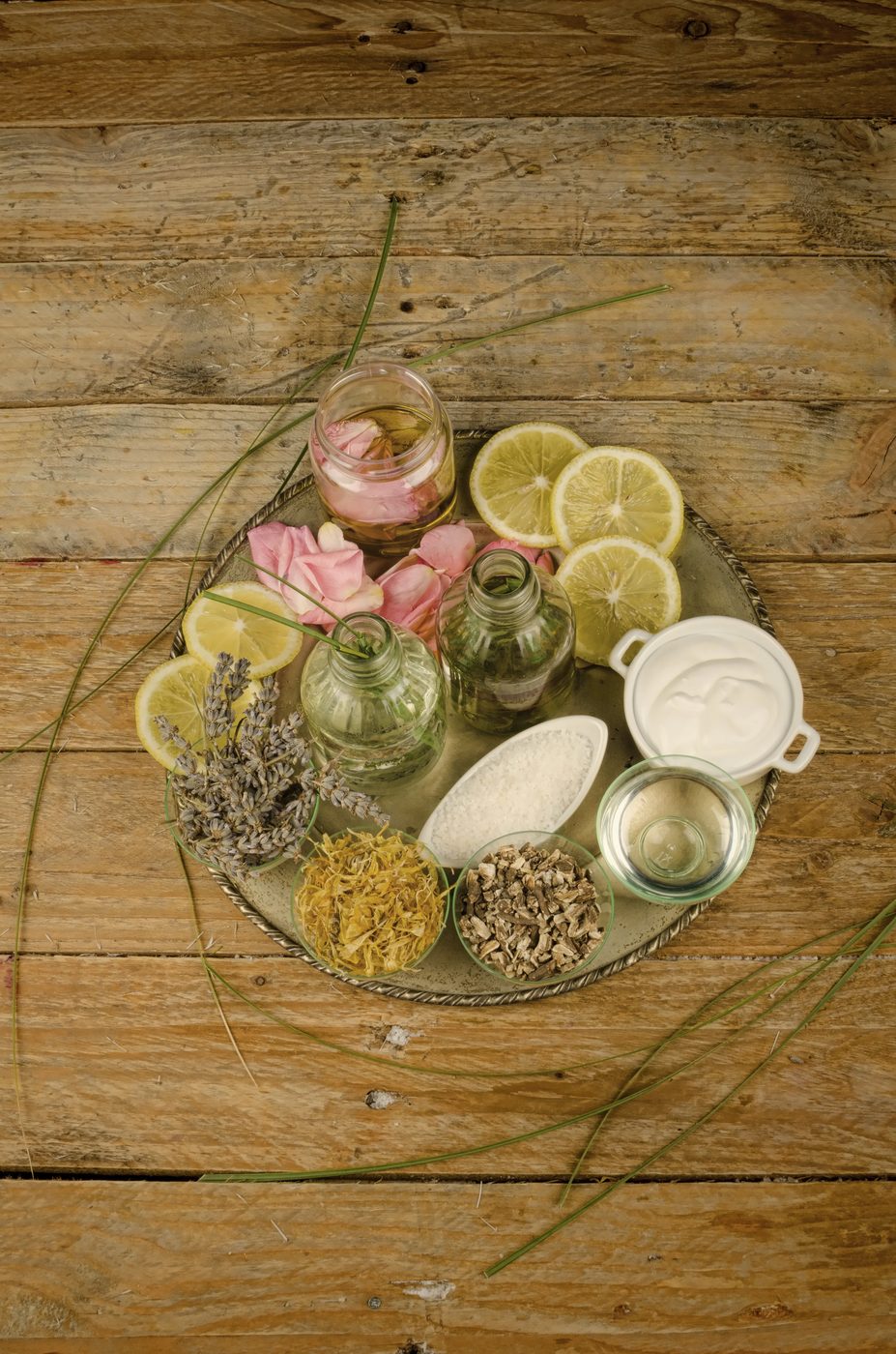 25 Handmade Gifts To Make With Essential Oils