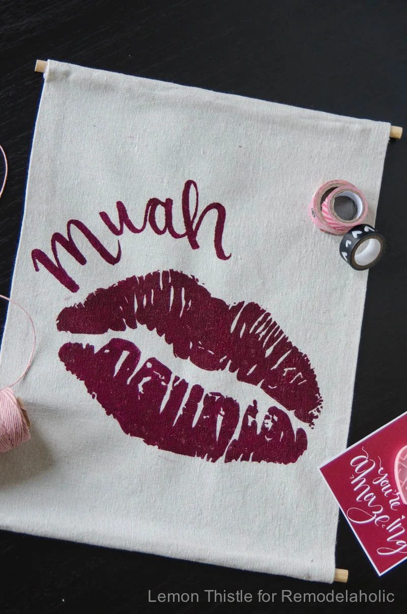 Handmade Valentine's Day Banner- it's about time I found some Valentine decor that's not tacky!