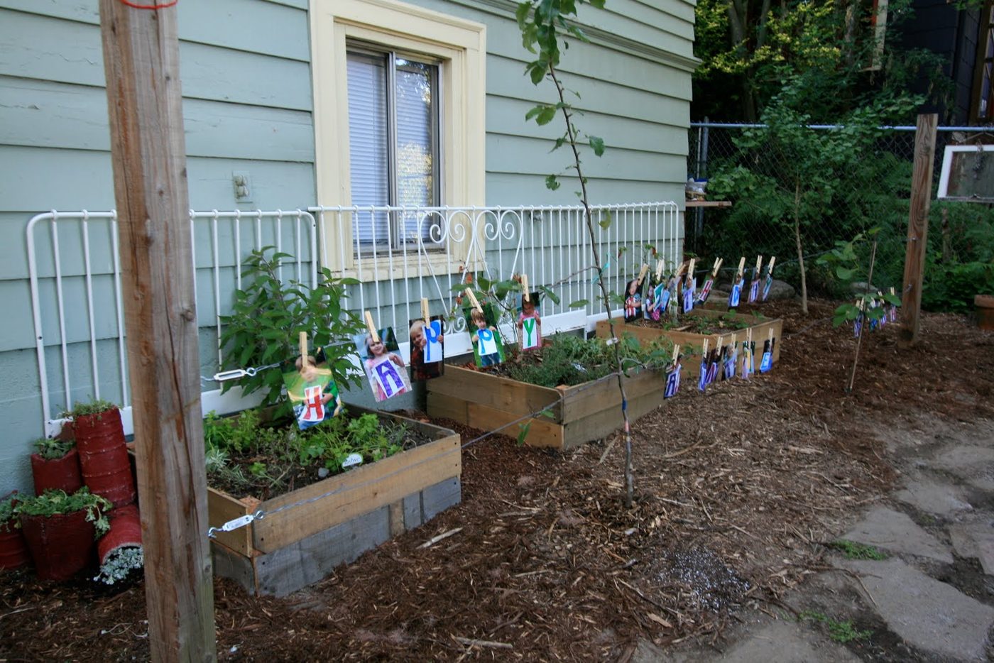 Handmade Vegetable Garden options Small Vegetable Garden Raised Boxes, Featured On Bekob