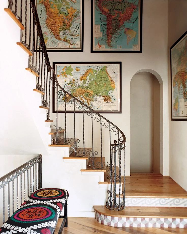 how to display vintage maps | Bekob.com #art #printable #maps