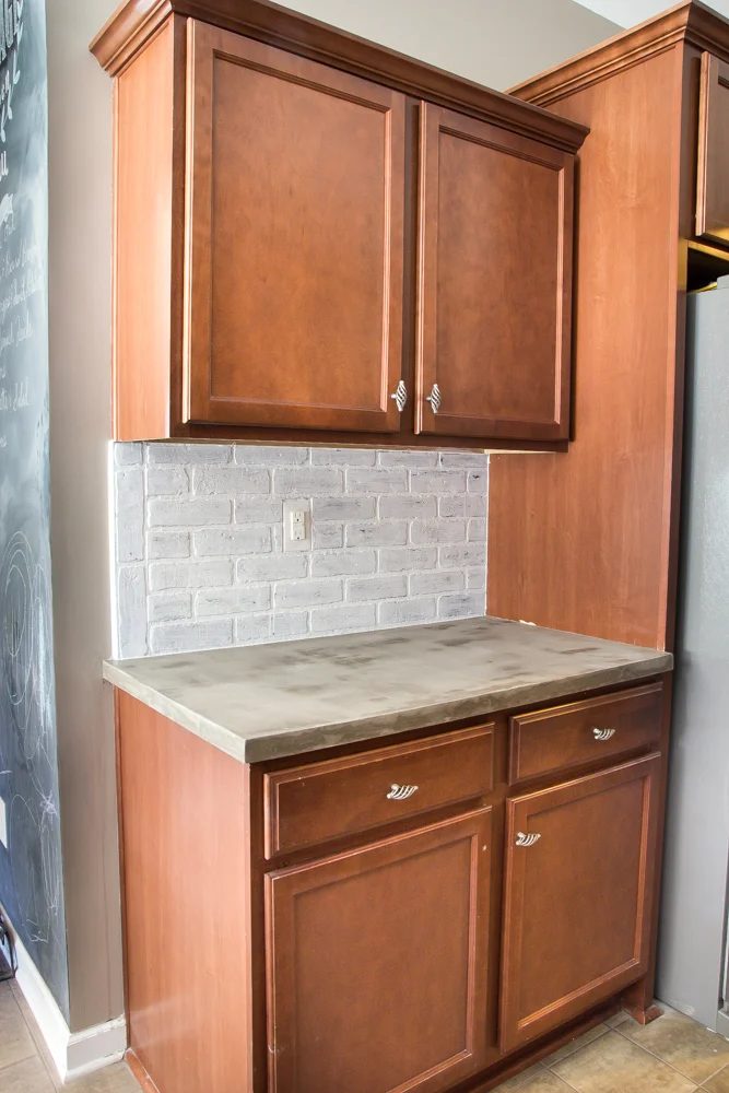 Whitewashed faux brick backsplash (16 of 18)