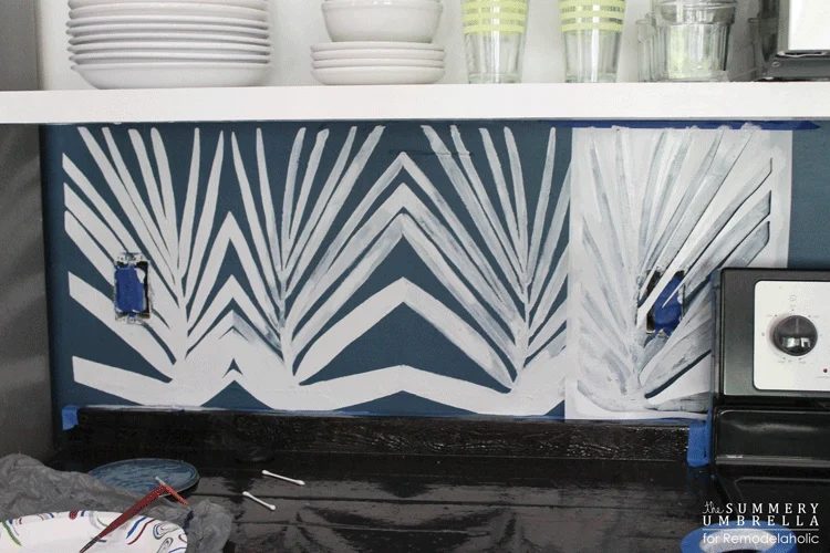 handmade-kitchen-backsplash-stencil-10