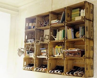 vintage wine crate wall shelves via Retropolitan, featured on Bekob