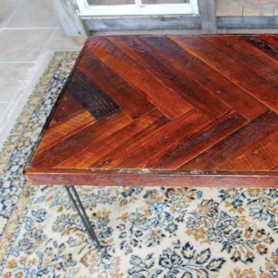 Build a Reclaimed Wood Herringbone Coffee Table in 5 straightforward Steps