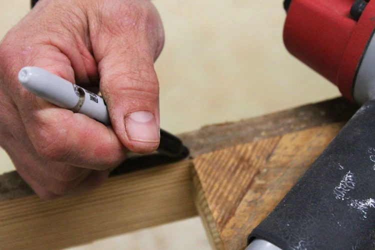 marking length of trim for tabletop