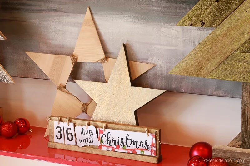 Christmas Handmade Building Projects How to build 3 wooden Christmas stars from just ONE board, for about $12. These decorative wood stars are great for decorating for the Fourth o