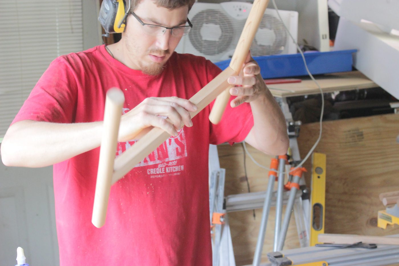 How to Build a Wooden Planter Stand | Home Coming for Bekob.com