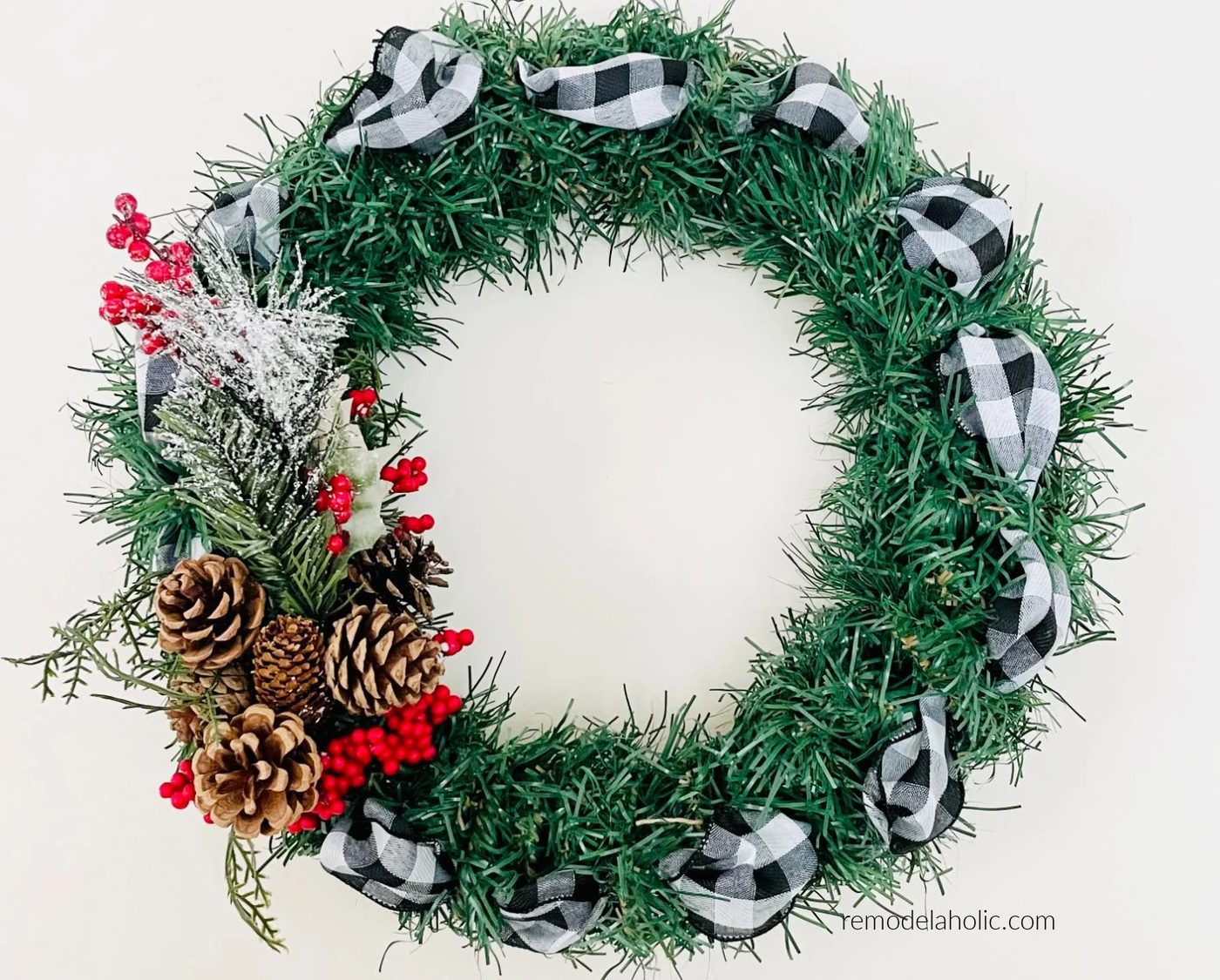 Making A Dollar Tree Christmas Wreath Quick straightforward low-cost, Bekob