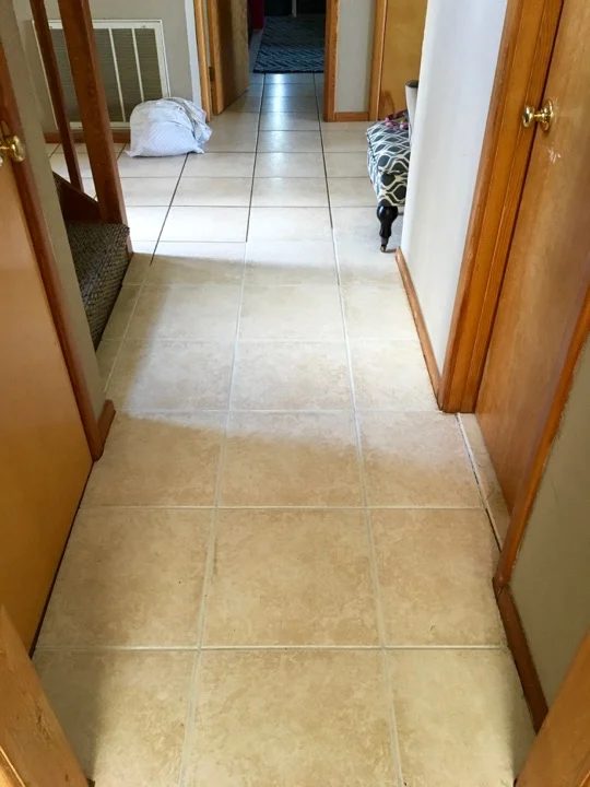 If you're struggling with dated tile, give your floors an straightforward update! It's direct and inexpensive to dye grout to refresh your older tile floor.